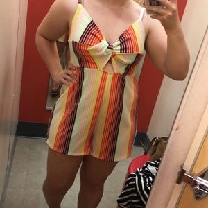 Romper (NEVER WORN)